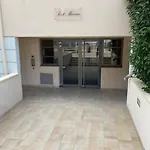 Benvengudo Port - Et Parking * Λα Σιοτά
