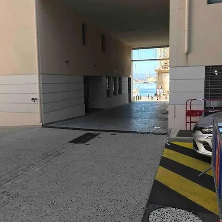 Benvengudo Port - Et Parking Lejlighed *